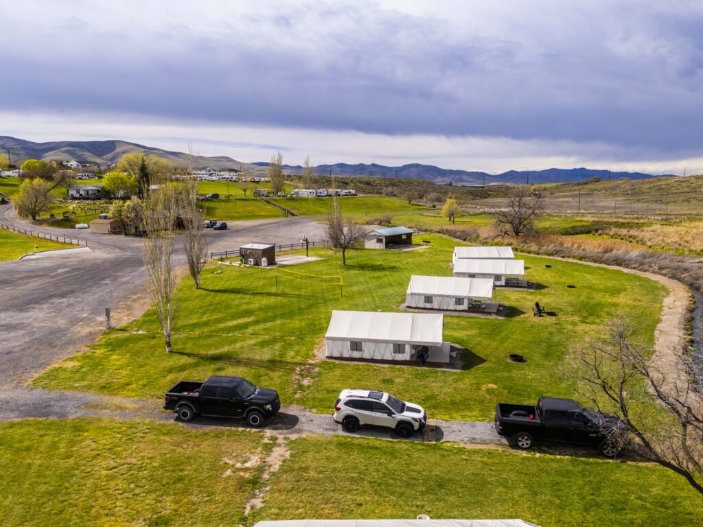 120_UTAH_04-83